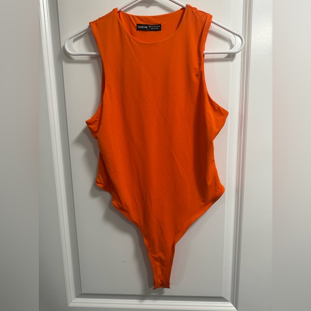 SHEIN Orange Sleeveless Bodysuit